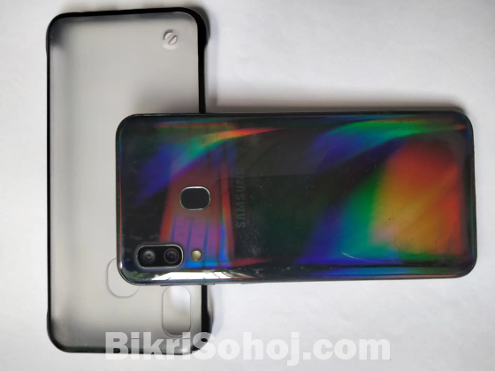 Samsung galaxy A-40 (4-64 Euro Variant)